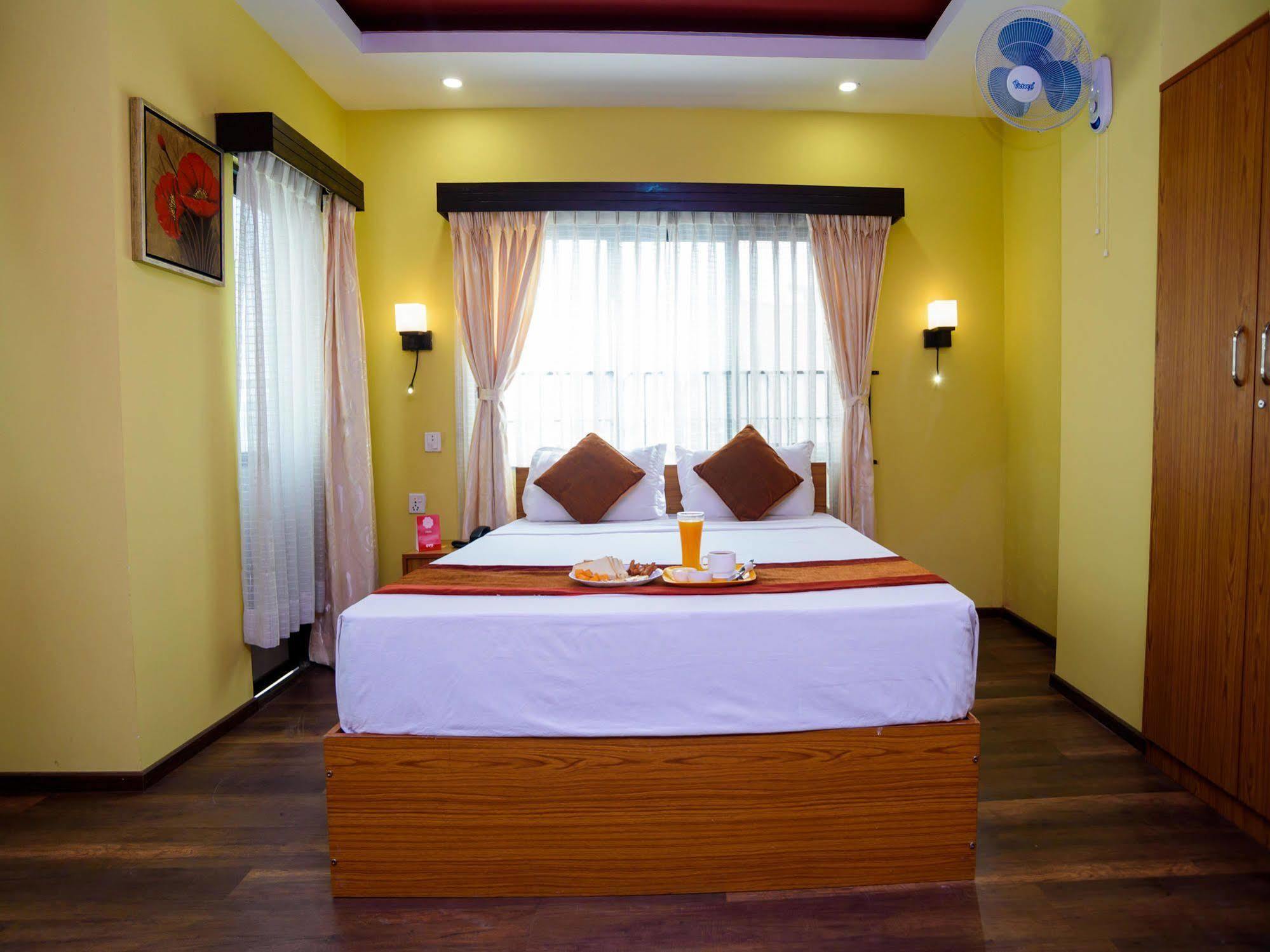 קטמנדו Oyo 105 Hotel Travel Inn מראה חיצוני תמונה