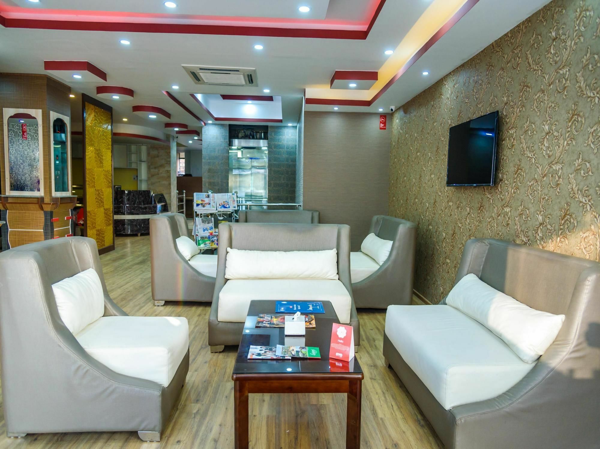 קטמנדו Oyo 105 Hotel Travel Inn מראה חיצוני תמונה