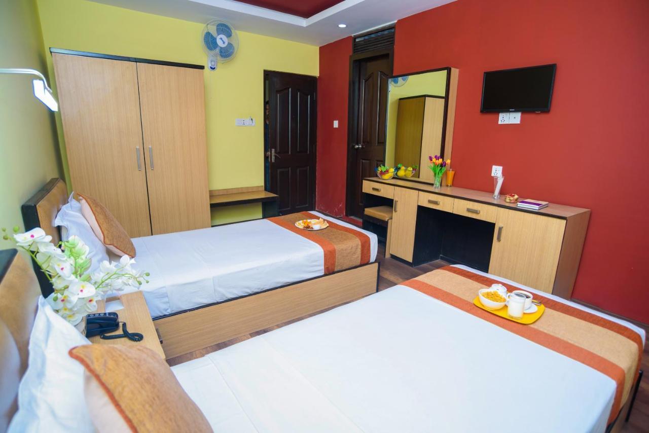 קטמנדו Oyo 105 Hotel Travel Inn מראה חיצוני תמונה